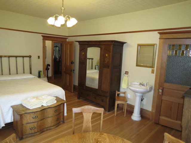 Buttercup Room